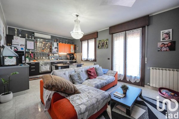 casa indipendente in vendita a Porto Tolle in zona Santa Giulia