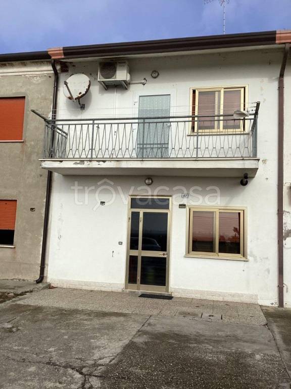 casa indipendente in vendita a Porto Tolle