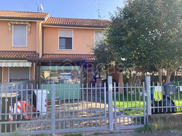 casa indipendente in vendita a Porto Tolle