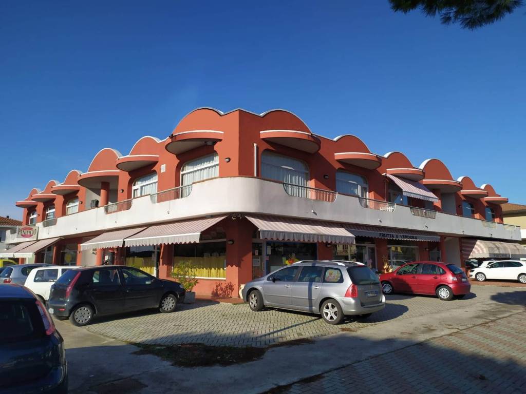 negozio in vendita a Porto Tolle in zona Ca' Tiepolo