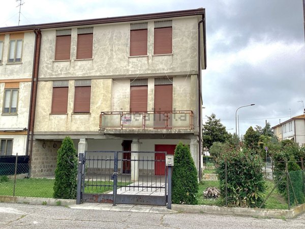 casa indipendente in vendita a Porto Tolle