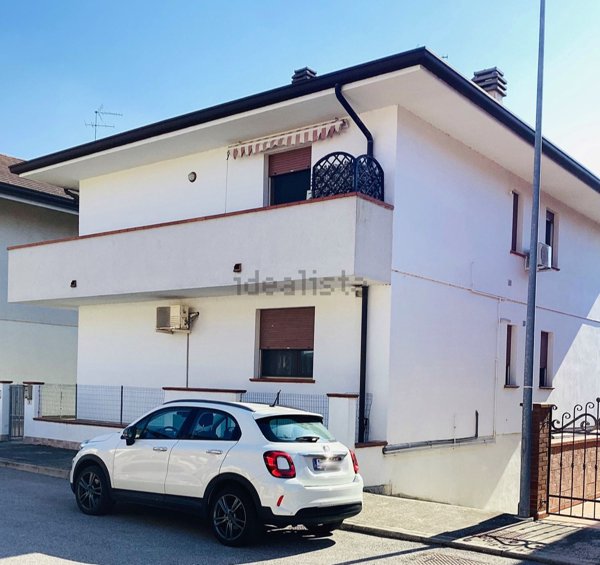 casa indipendente in vendita a Porto Tolle