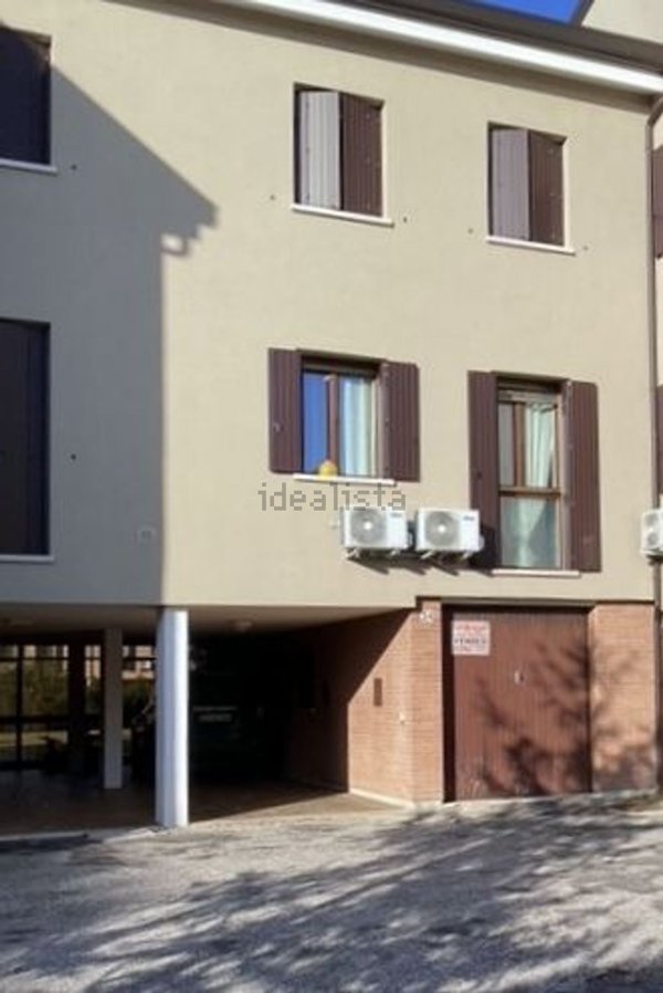 pentavano in vendita a Porto Tolle in zona Ca' Tiepolo