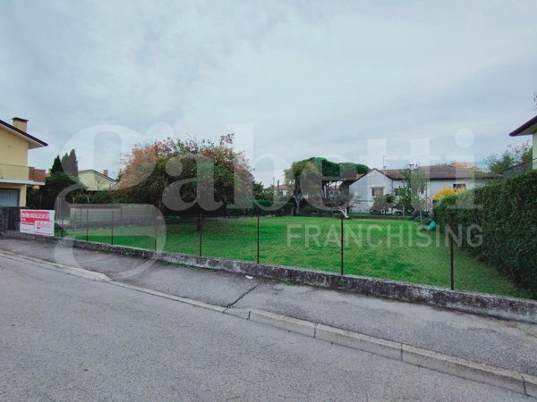 terreno edificabile in vendita a Porto Tolle