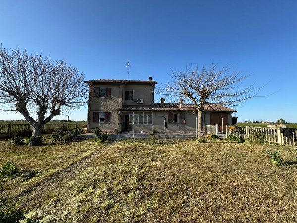 casa indipendente in vendita a Porto Tolle