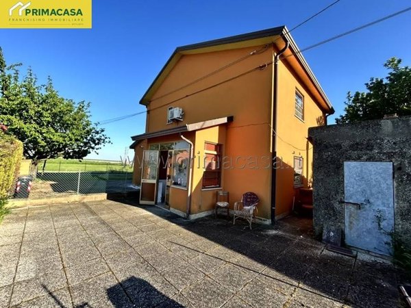 casa indipendente in vendita a Porto Tolle in zona Polesine Camerini