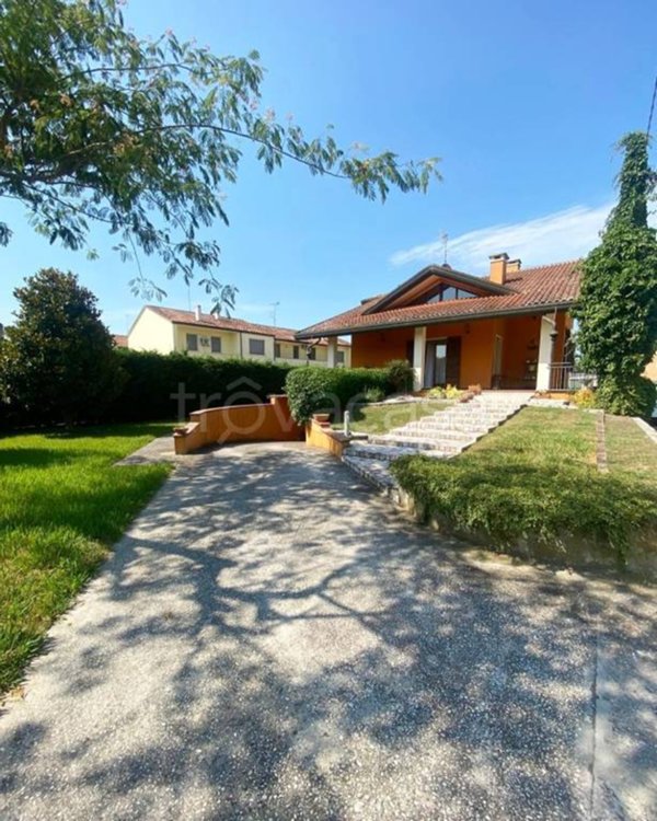casa indipendente in vendita a Porto Tolle