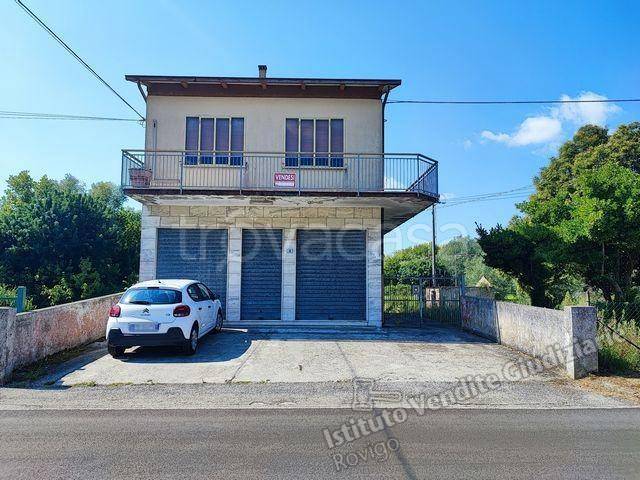 appartamento in vendita a Porto Tolle in zona Donzella