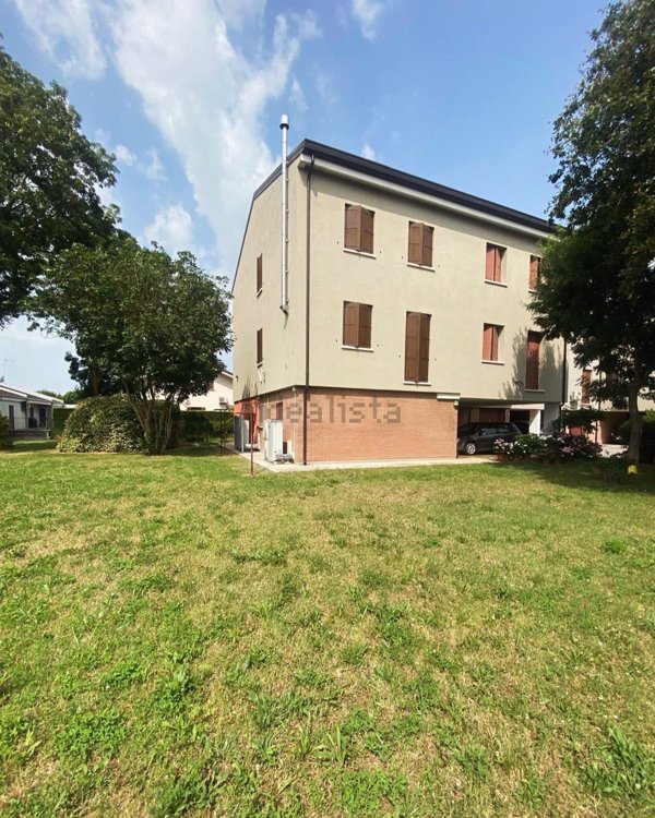 casa indipendente in vendita a Porto Tolle