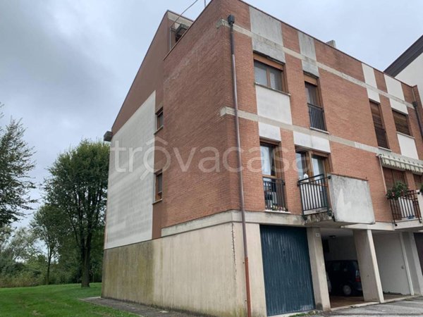 casa indipendente in vendita a Porto Tolle