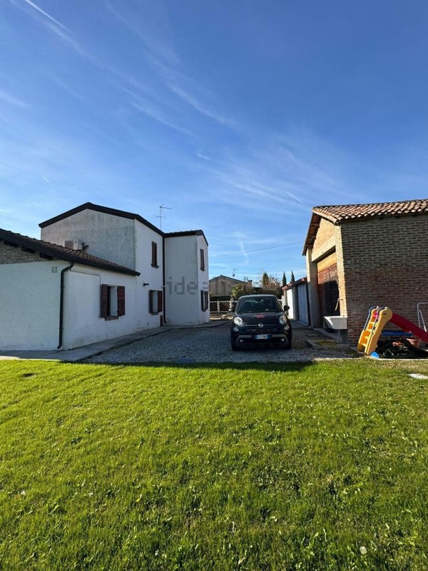 casa indipendente in vendita a Porto Tolle