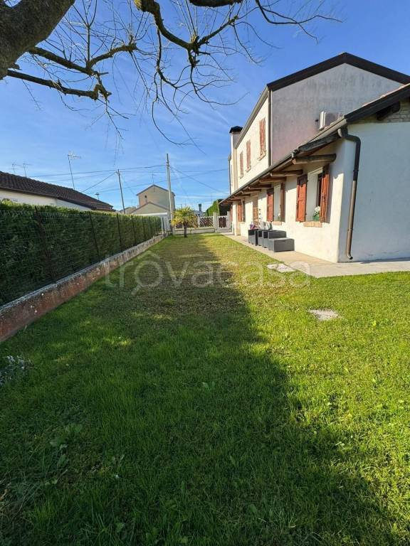 casa indipendente in vendita a Porto Tolle in zona Ca' Tiepolo