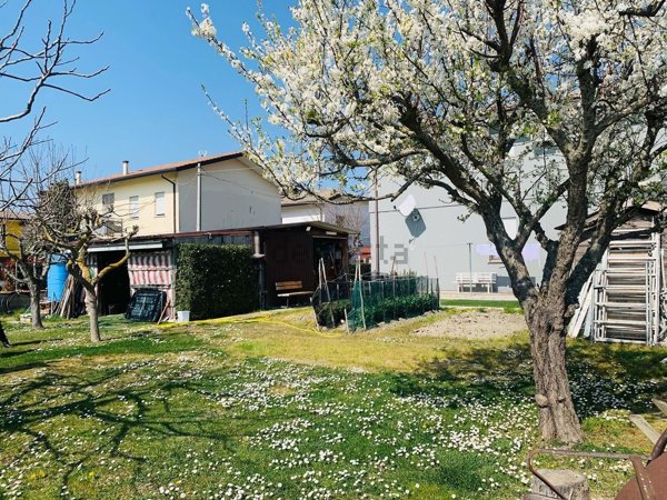 casa indipendente in vendita a Porto Tolle