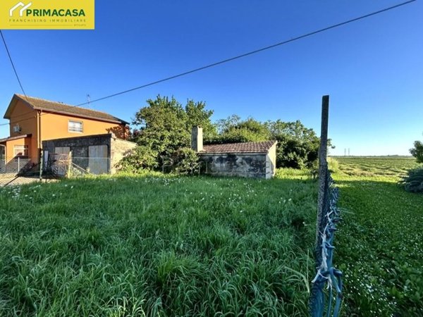 casa indipendente in vendita a Porto Tolle in zona Polesine Camerini