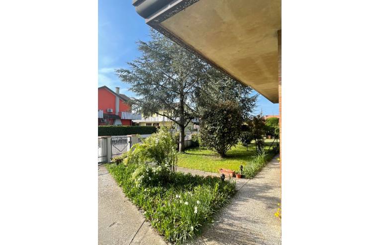 casa indipendente in vendita a Porto Tolle in zona Donzella