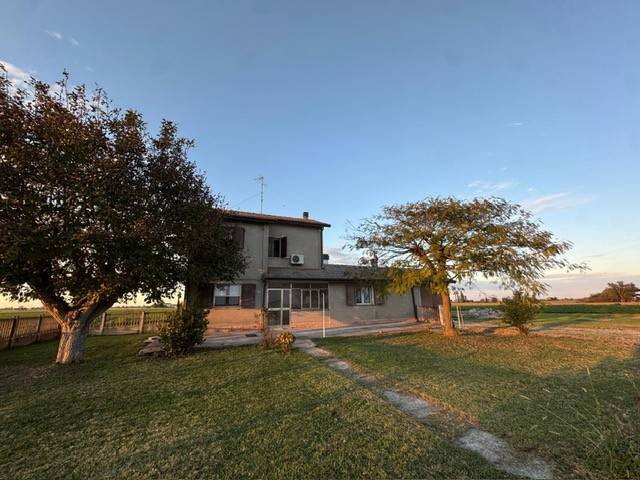 casa indipendente in vendita a Porto Tolle