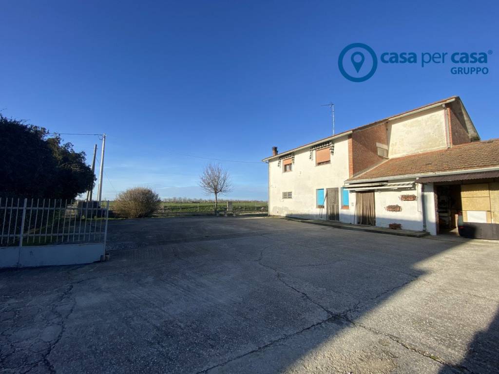 casa indipendente in vendita a Porto Tolle