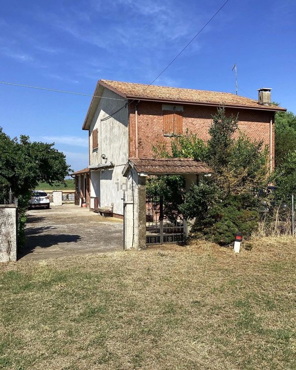casa indipendente in vendita a Porto Tolle