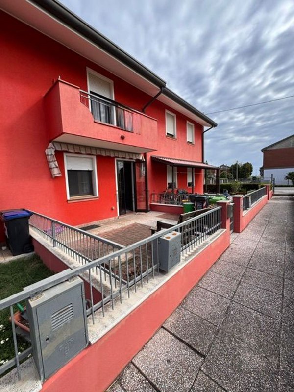 casa indipendente in vendita a Porto Tolle in zona Scardovari
