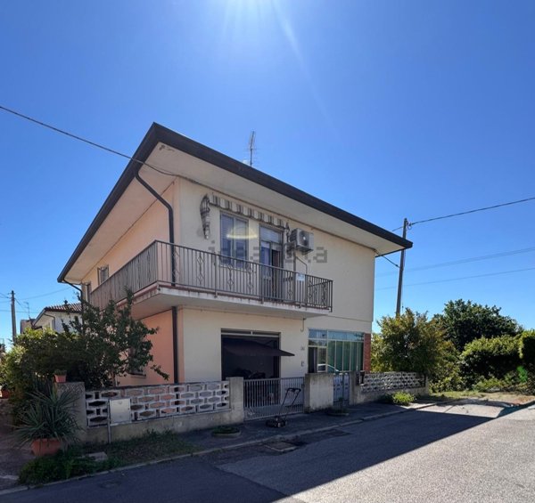 casa indipendente in vendita a Porto Tolle in zona Ca' Tiepolo