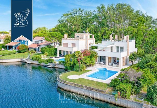 casa indipendente in vendita a Rosolina