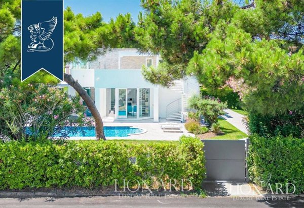 casa indipendente in vendita a Rosolina