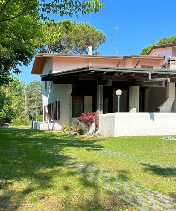 casa indipendente in vendita a Rosolina