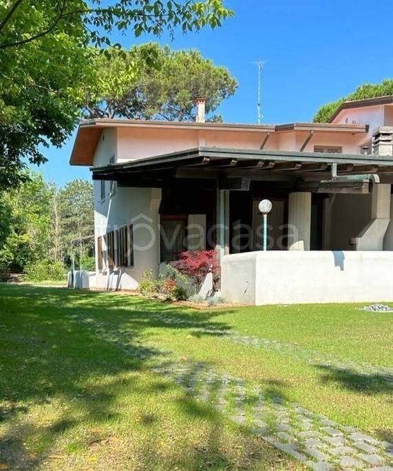 casa indipendente in vendita a Rosolina