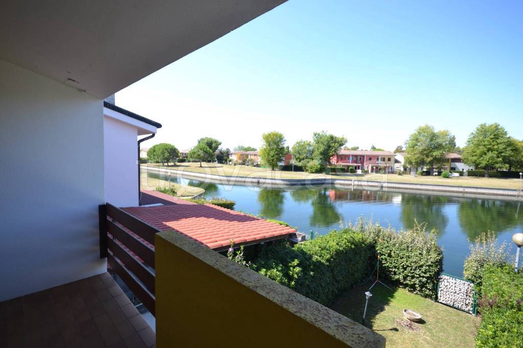 casa indipendente in vendita a Rosolina