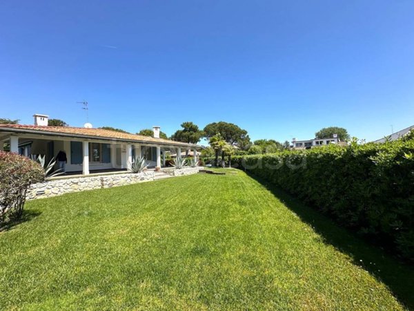 casa indipendente in vendita a Rosolina in zona Rosolina Mare