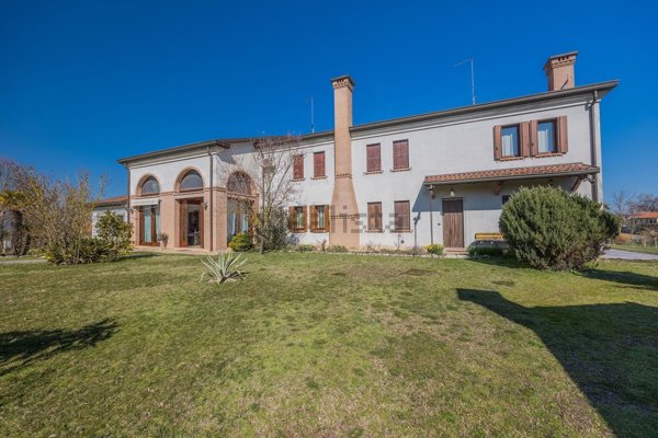 casa indipendente in vendita a Rosolina