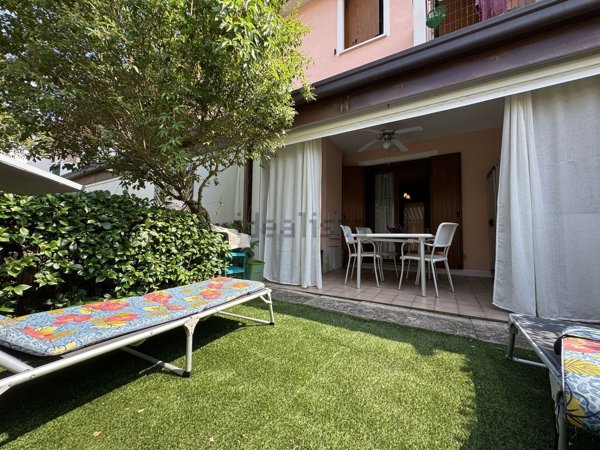 casa indipendente in vendita a Rosolina in zona Rosolina Mare
