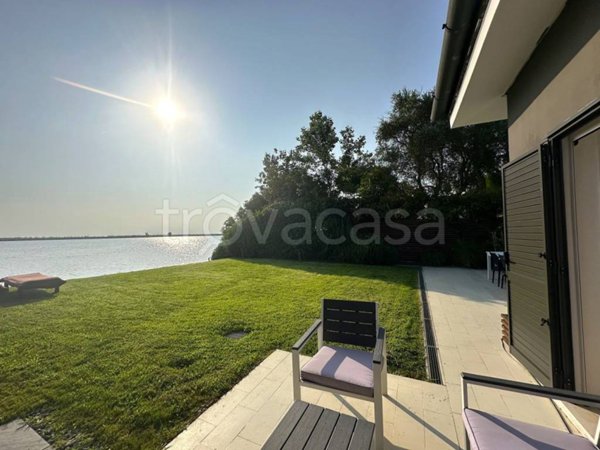 casa indipendente in vendita a Rosolina in zona Rosolina Mare