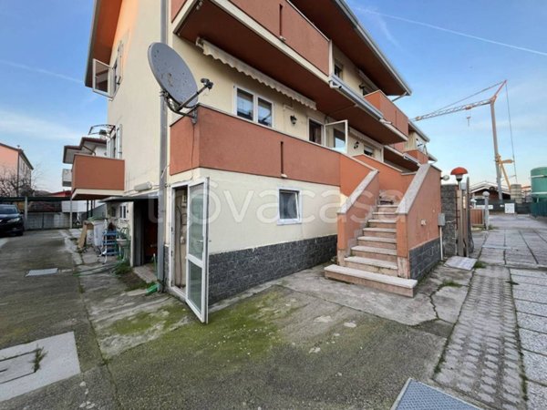 casa indipendente in vendita a Rosolina