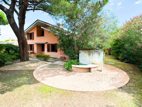 casa indipendente in vendita a Rosolina