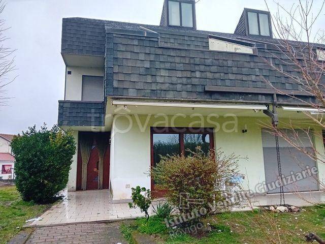 casa indipendente in vendita a Rosolina