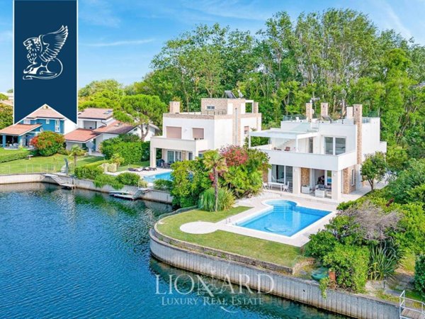 casa indipendente in vendita a Rosolina