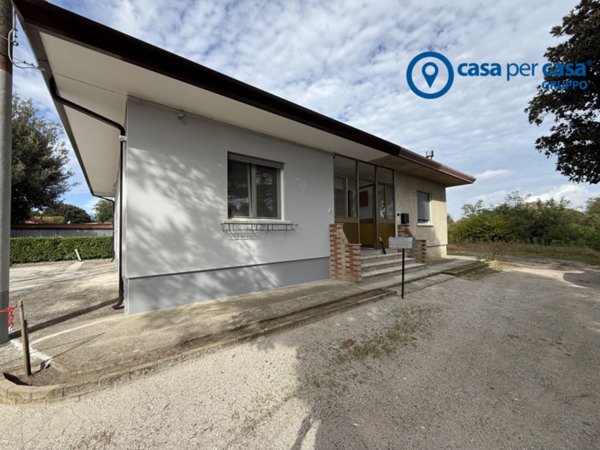 casa indipendente in vendita a Rosolina in zona Rosolina Mare