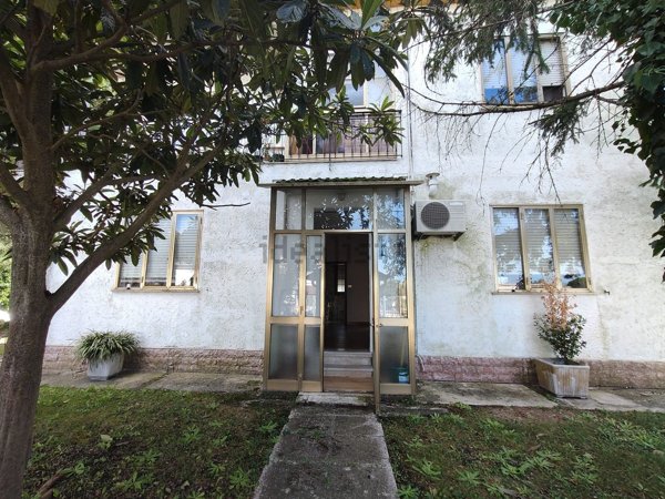 casa indipendente in vendita a Rosolina