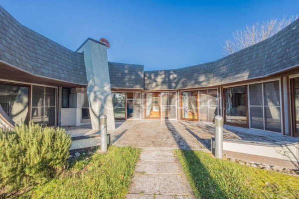 casa indipendente in vendita a Rosolina