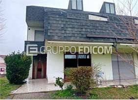 casa indipendente in vendita a Rosolina