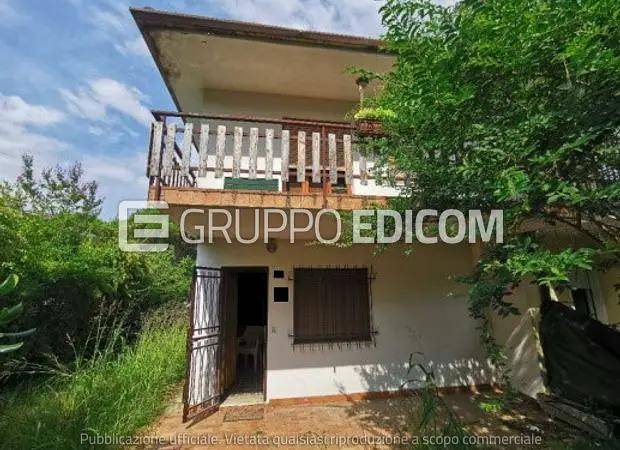 casa indipendente in vendita a Rosolina