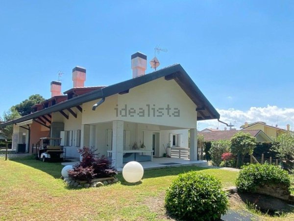 casa indipendente in vendita a Rosolina