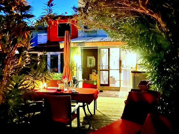 casa indipendente in vendita a Rosolina