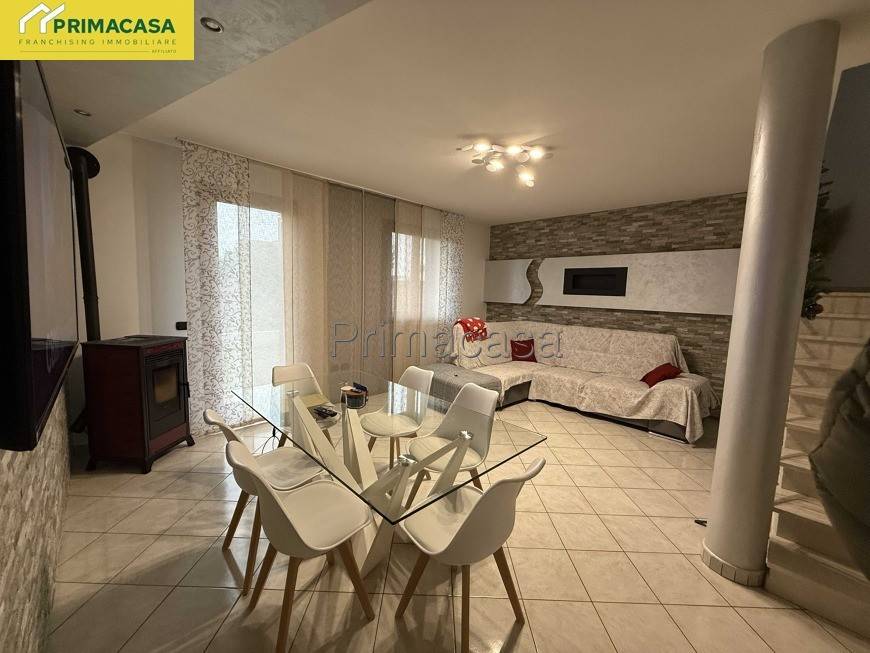 casa indipendente in vendita a Rosolina in zona Ca' Morosini