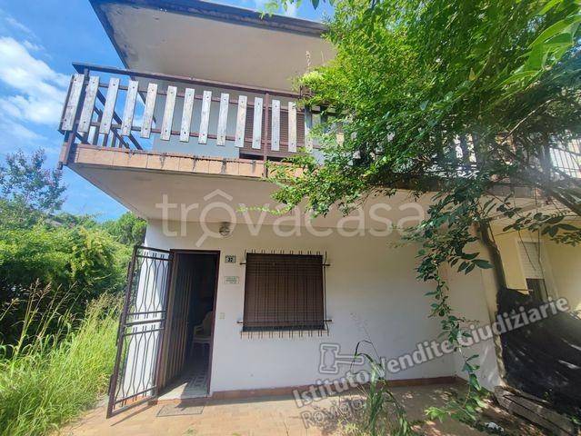 casa indipendente in vendita a Rosolina in zona Rosolina Mare