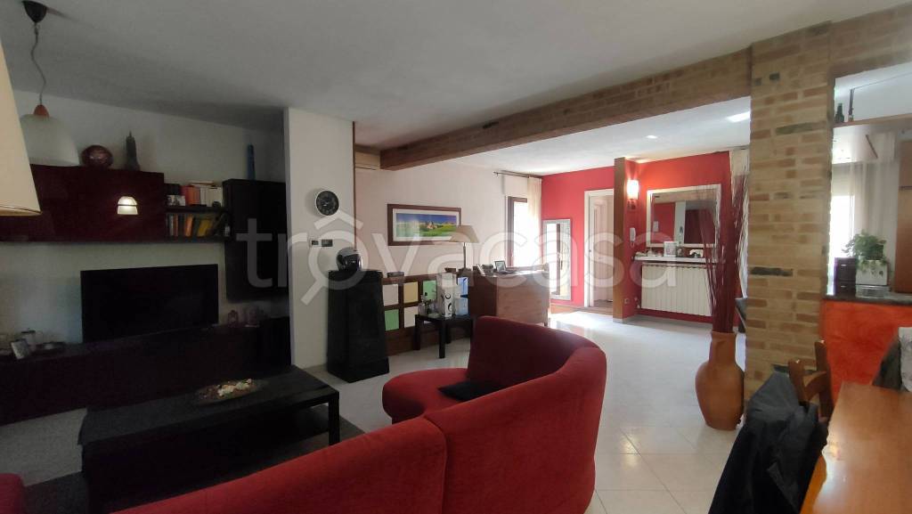 casa indipendente in vendita a Rosolina