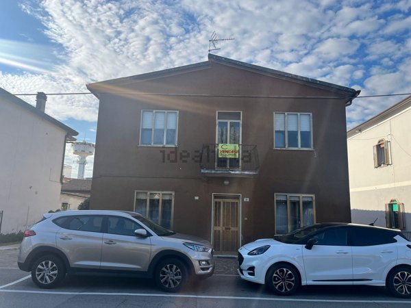 casa indipendente in vendita a Rosolina