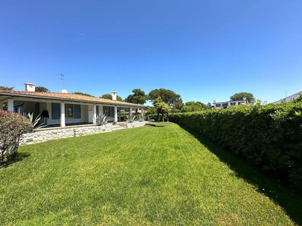 casa indipendente in vendita a Rosolina