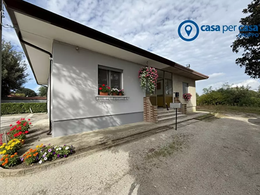 casa indipendente in vendita a Rosolina in zona Bassafonda